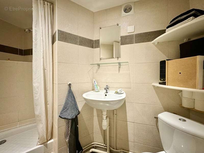 Appartement à PARIS-20E