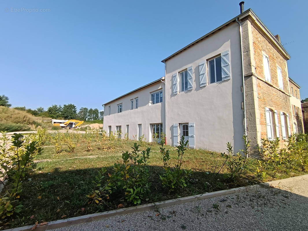 Maison à CRECHES-SUR-SAONE