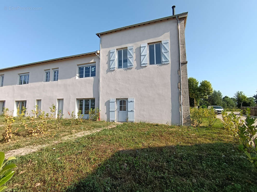 Maison à CRECHES-SUR-SAONE