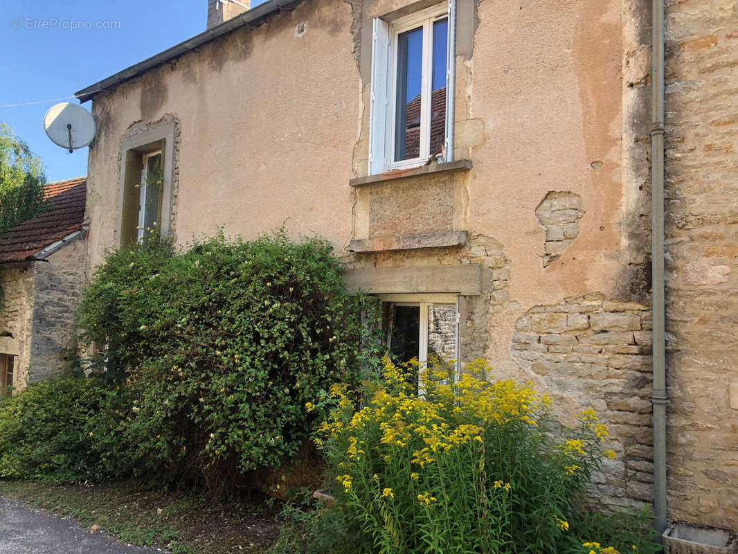 Maison à BLAISY-BAS