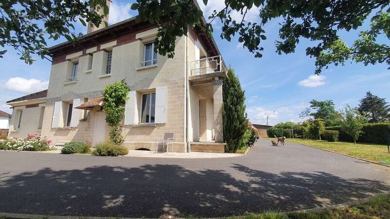 Maison à RESSONS-SUR-MATZ