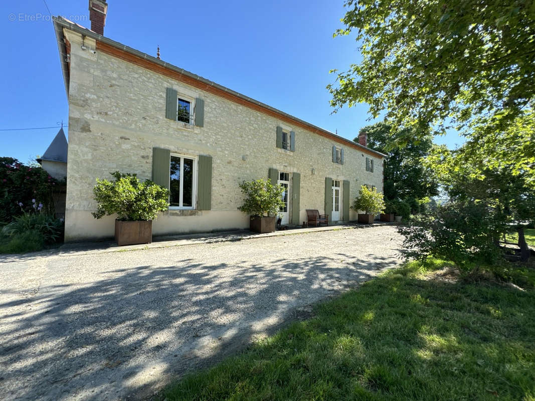 Maison à SAINT-SYLVESTRE-SUR-LOT