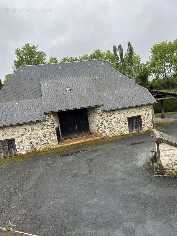 Maison à SAINT-YRIEIX-LA-PERCHE