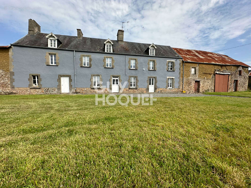 Maison à MUNEVILLE-LE-BINGARD