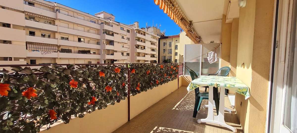 Appartement à MENTON