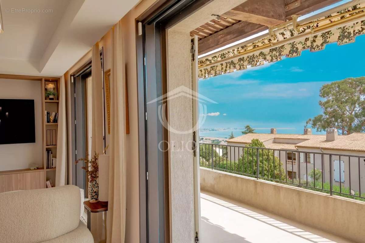 Appartement à VILLENEUVE-LOUBET