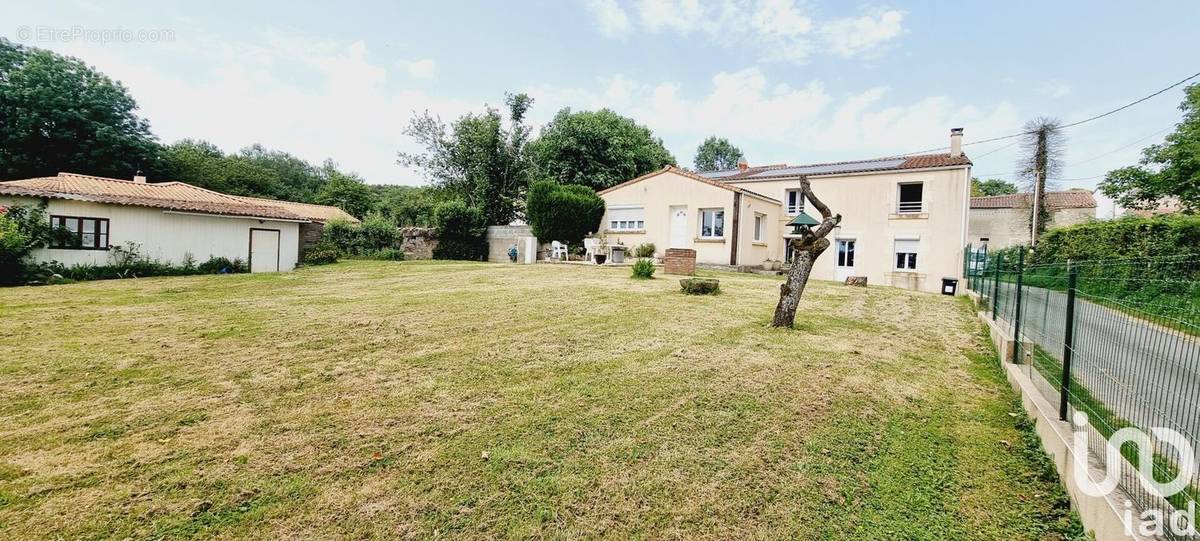 Photo 1 - Maison à MOUILLERON-EN-PAREDS