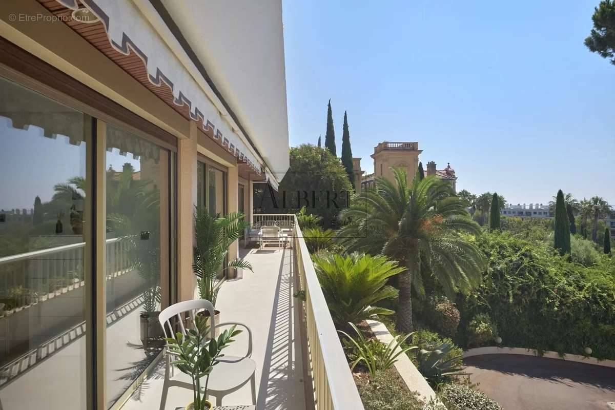 Appartement à CANNES