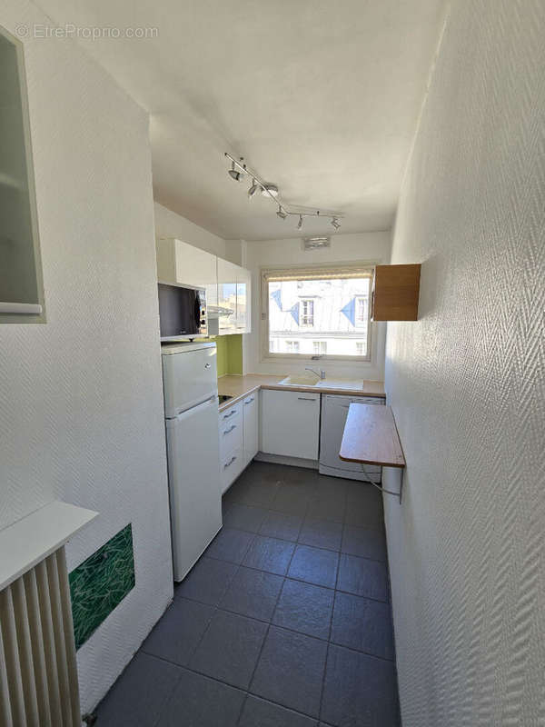 Appartement à PARIS-19E