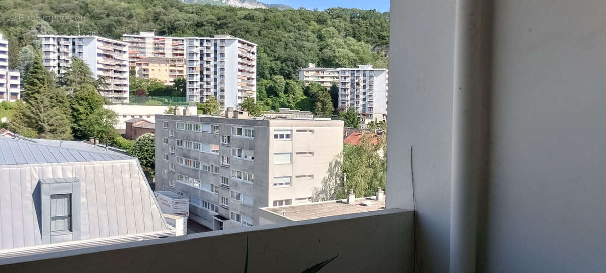 Appartement à AIX-LES-BAINS