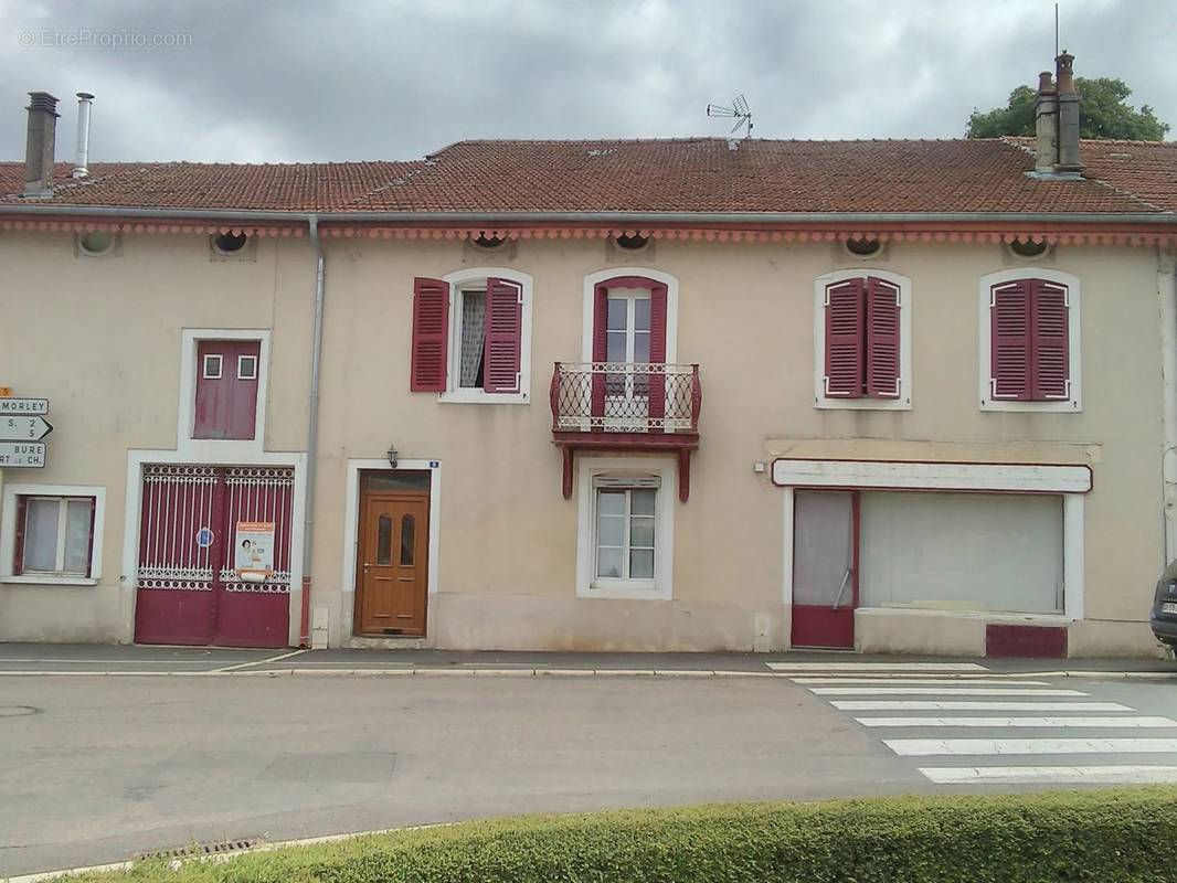 Maison à MONTIERS-SUR-SAULX