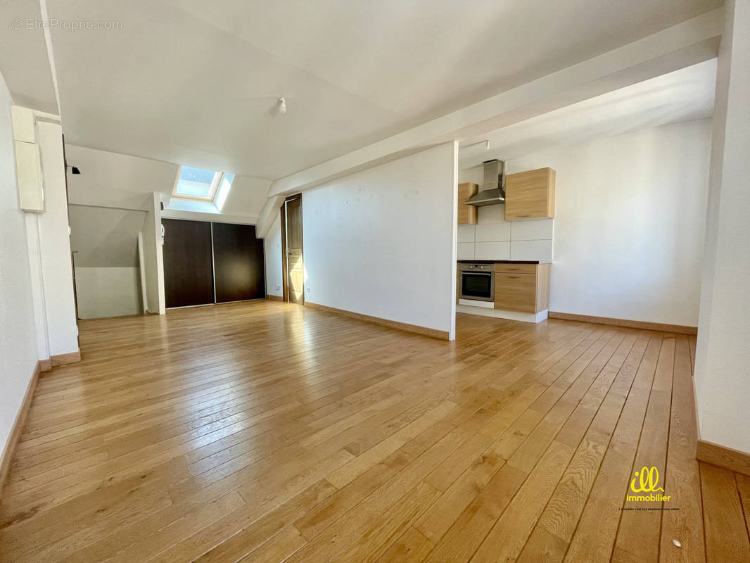 Appartement à CHARLEVILLE-MEZIERES