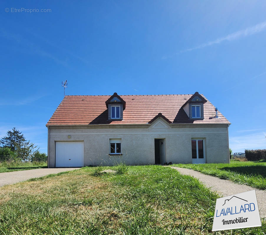 Maison à ROYE