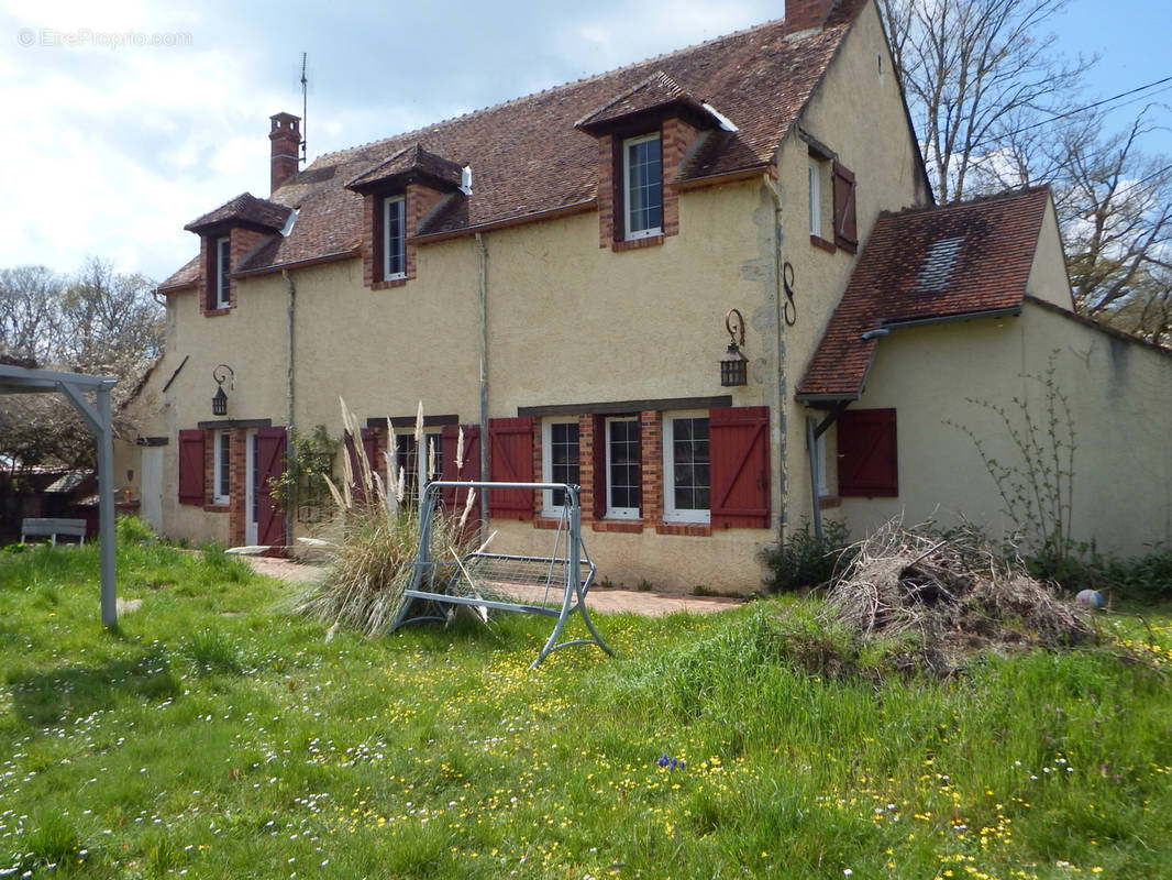 Maison à EGREVILLE