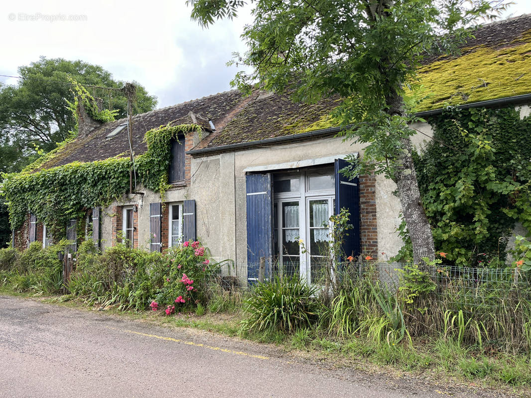 Maison à EGREVILLE