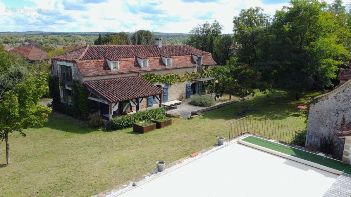 Maison à LIMOGNE-EN-QUERCY