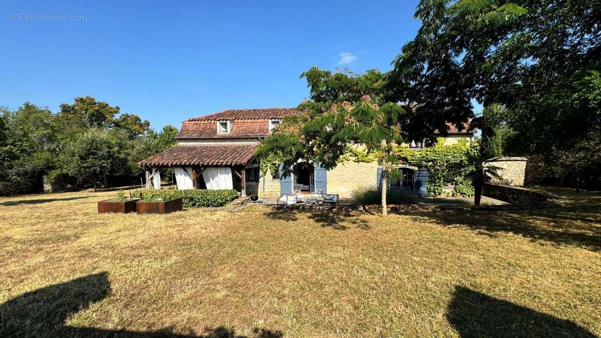 Maison à LIMOGNE-EN-QUERCY