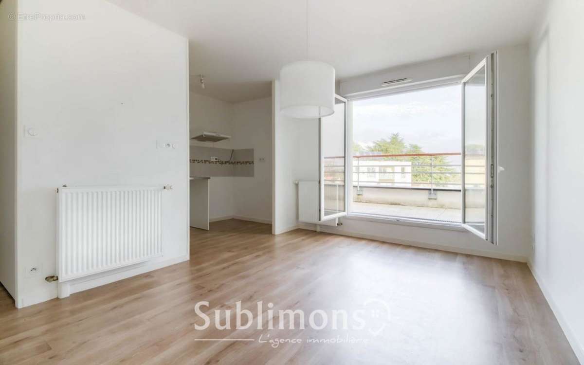 Appartement à SAINT-SEBASTIEN-SUR-LOIRE