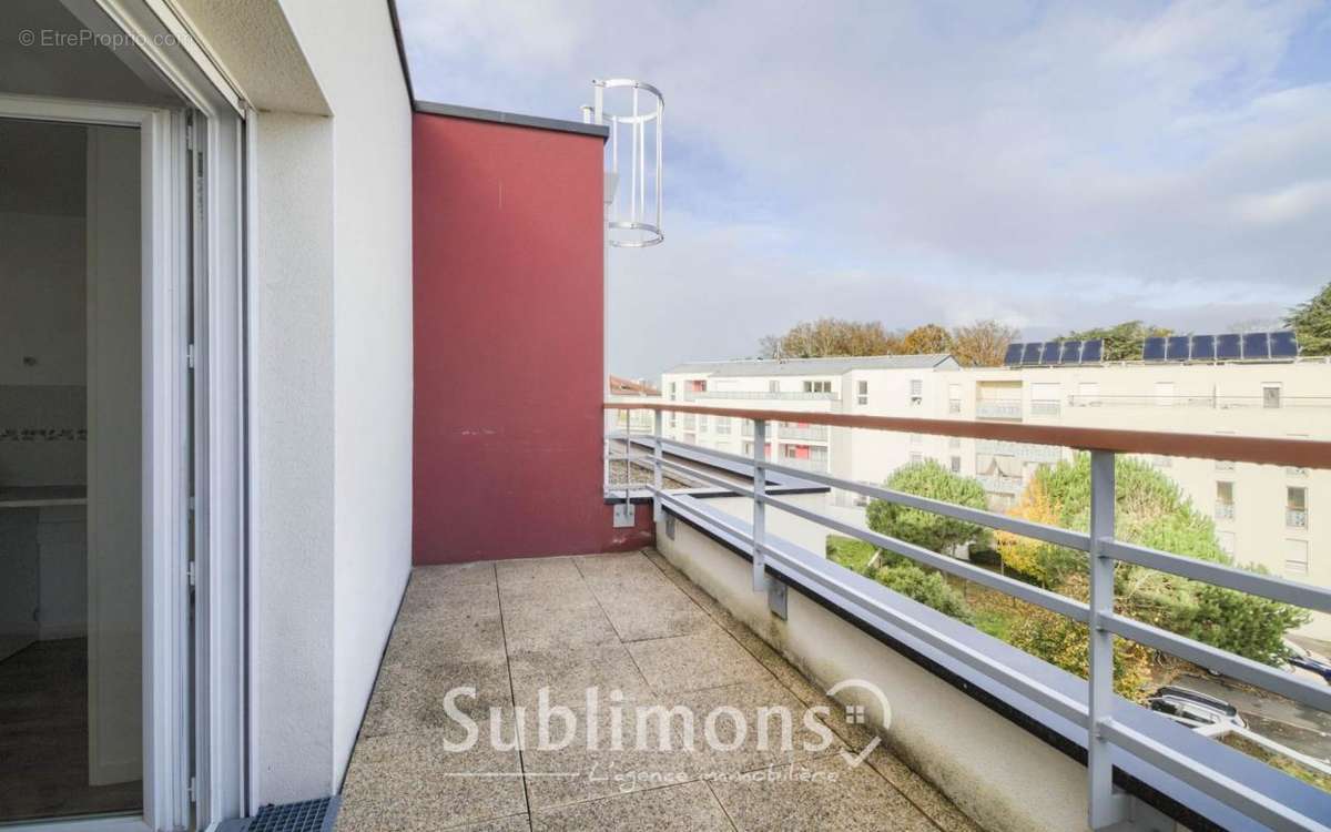 Appartement à SAINT-SEBASTIEN-SUR-LOIRE