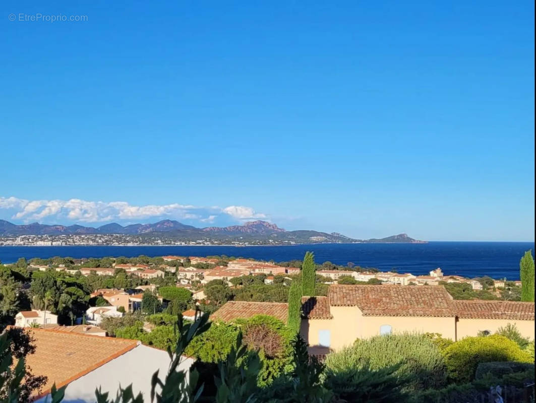 Maison à FREJUS