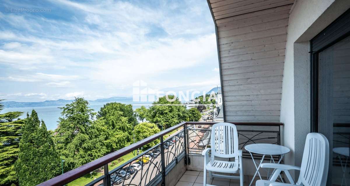 Appartement à EVIAN-LES-BAINS