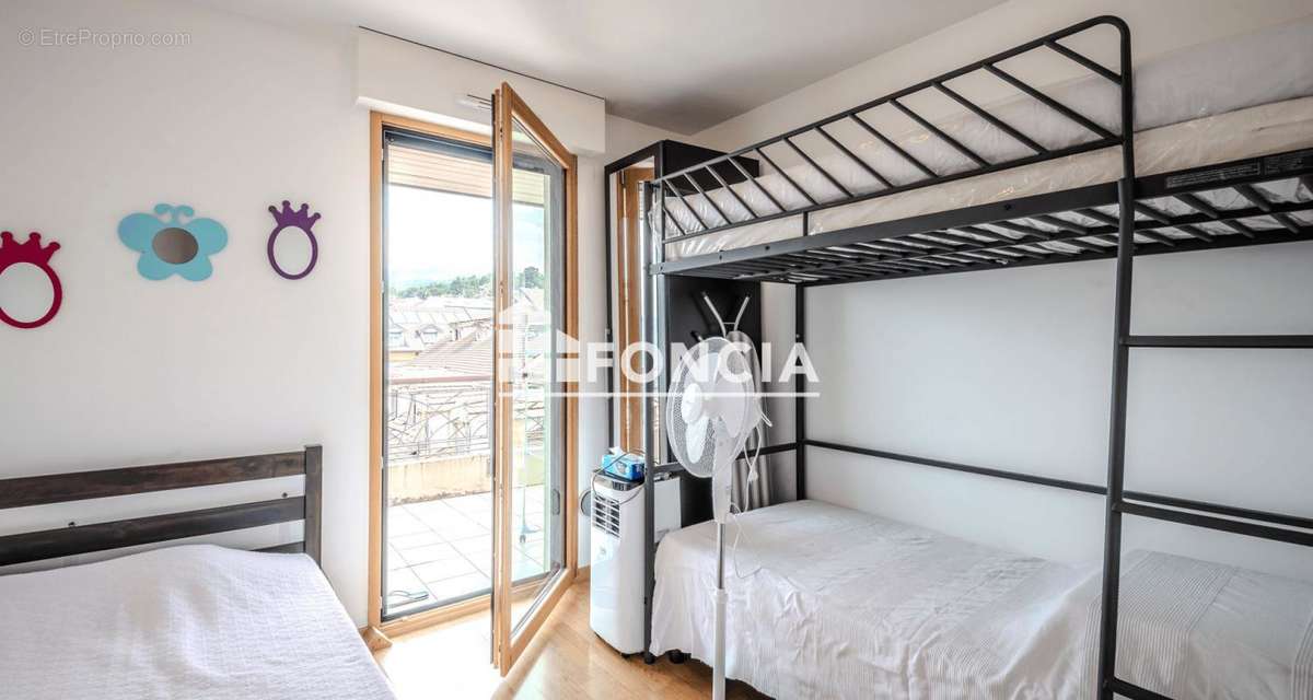 Appartement à EVIAN-LES-BAINS