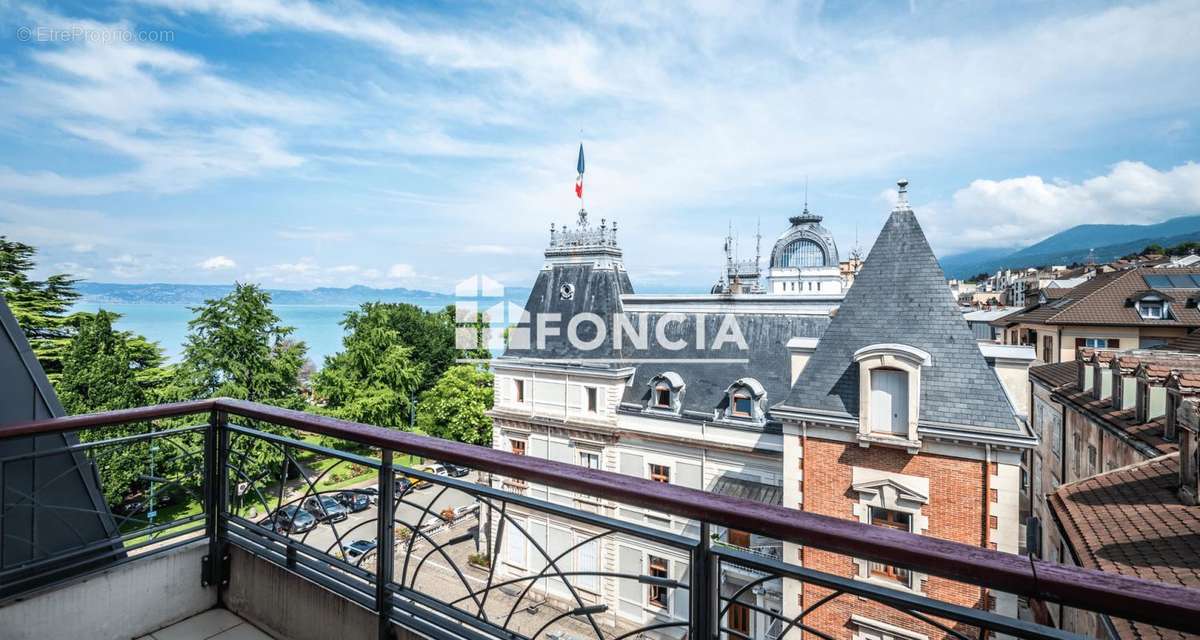 Appartement à EVIAN-LES-BAINS