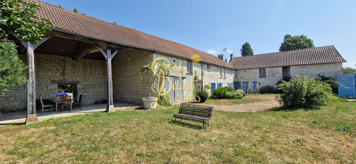 Maison à CHINON