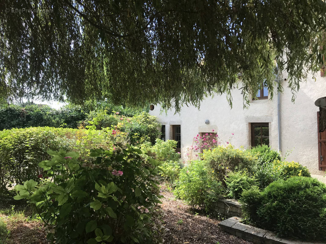 Maison à NOLAY