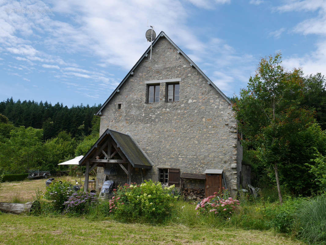 Maison à CHATEAU-CHINON(CAMPAGNE)