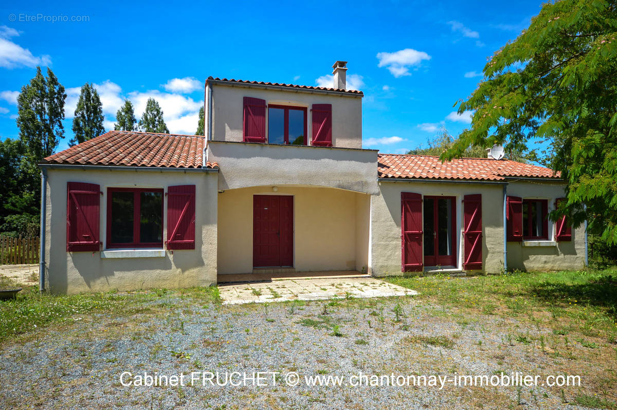 Maison à LA CHATAIGNERAIE