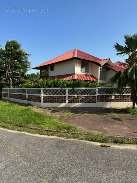 Maison à KOUROU