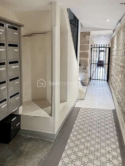 Appartement à PARIS-10E