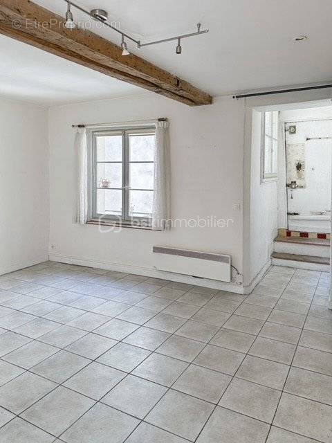 Appartement à PARIS-10E