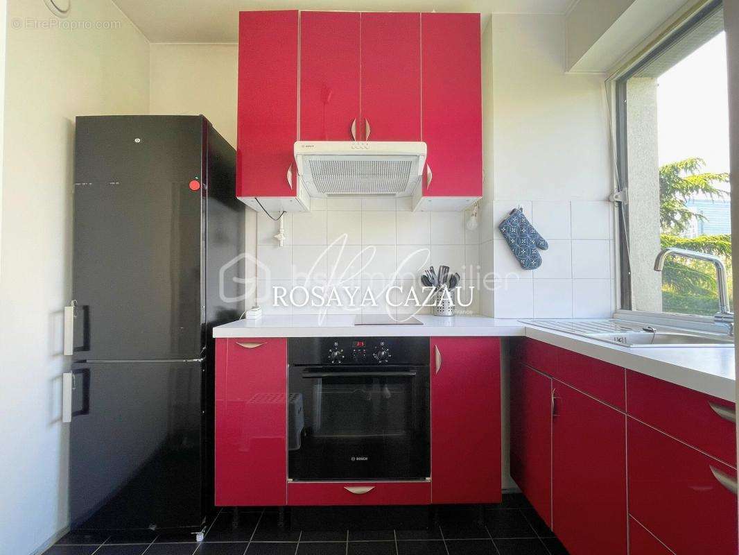 Appartement à COURBEVOIE