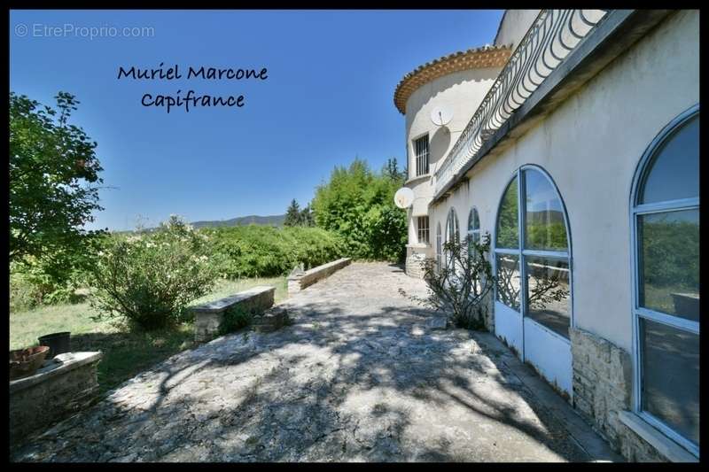 Maison à LOURMARIN