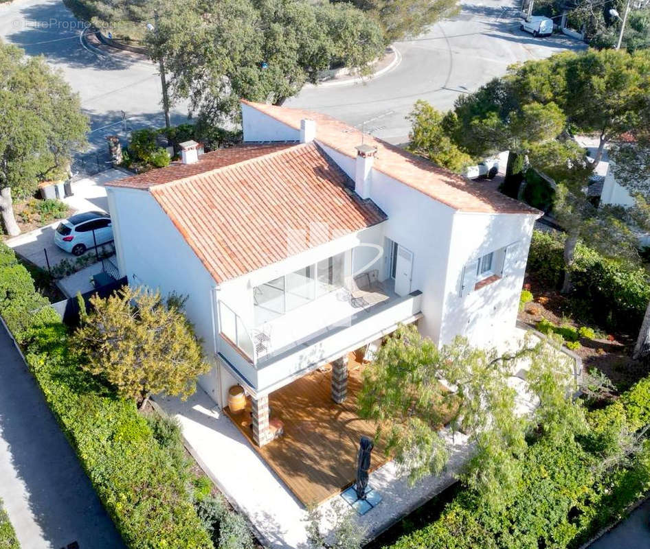 Appartement à SAINT-RAPHAEL