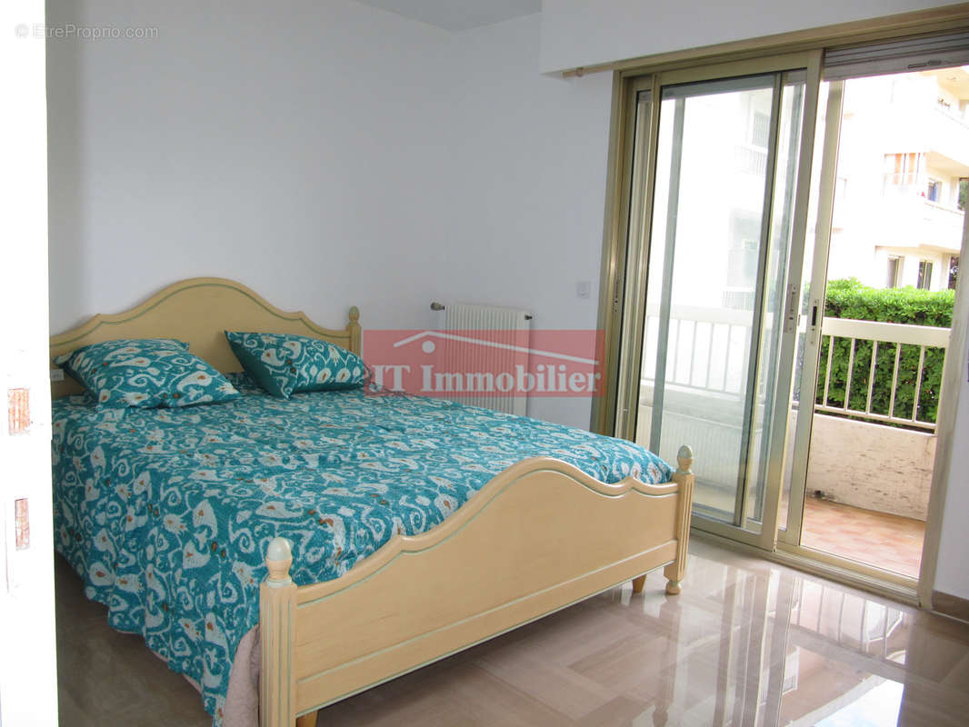 Appartement à CAGNES-SUR-MER