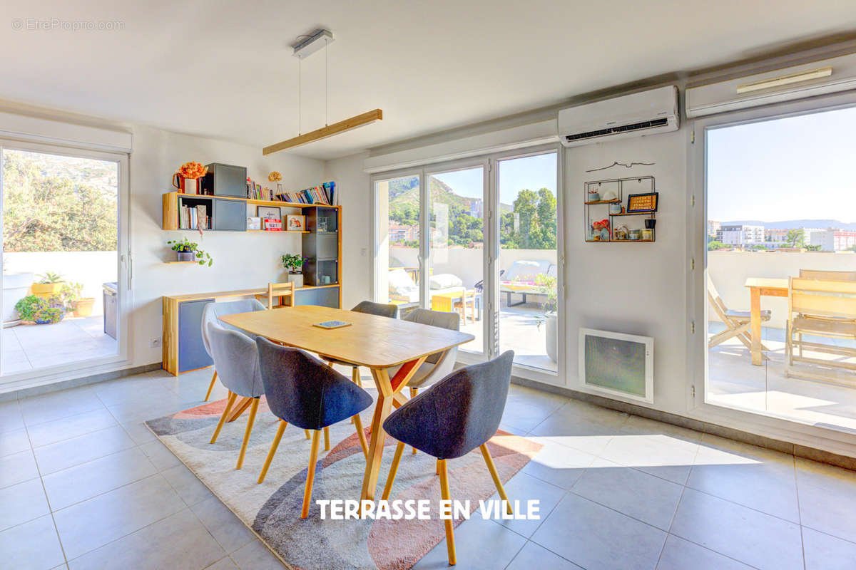 Appartement à MARSEILLE-10E