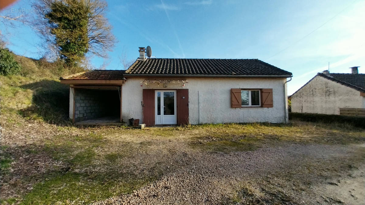 Maison à SAINT-MARTIN-DE-RIBERAC