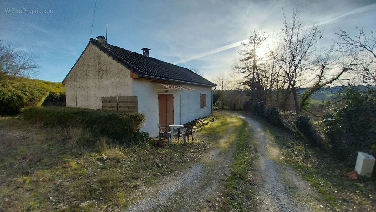 Maison à SAINT-MARTIN-DE-RIBERAC