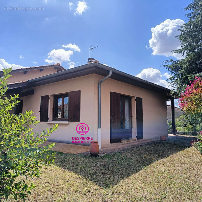 Maison à LE PEAGE-DE-ROUSSILLON