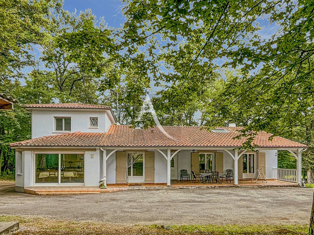 Maison à BOURLENS