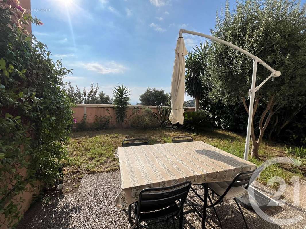 Appartement à ROQUEBRUNE-CAP-MARTIN