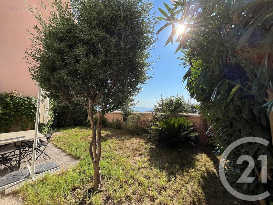 Appartement à ROQUEBRUNE-CAP-MARTIN