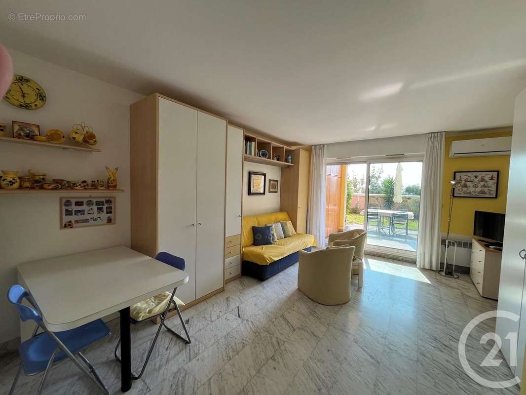 Appartement à ROQUEBRUNE-CAP-MARTIN