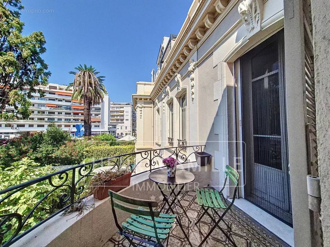 Appartement à CANNES