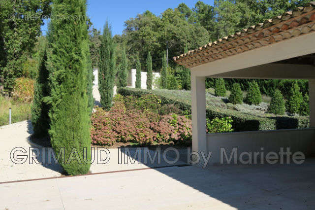 Maison à LA GARDE-FREINET