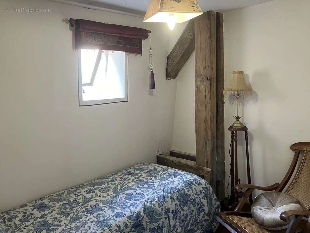 Appartement à CHARRAS