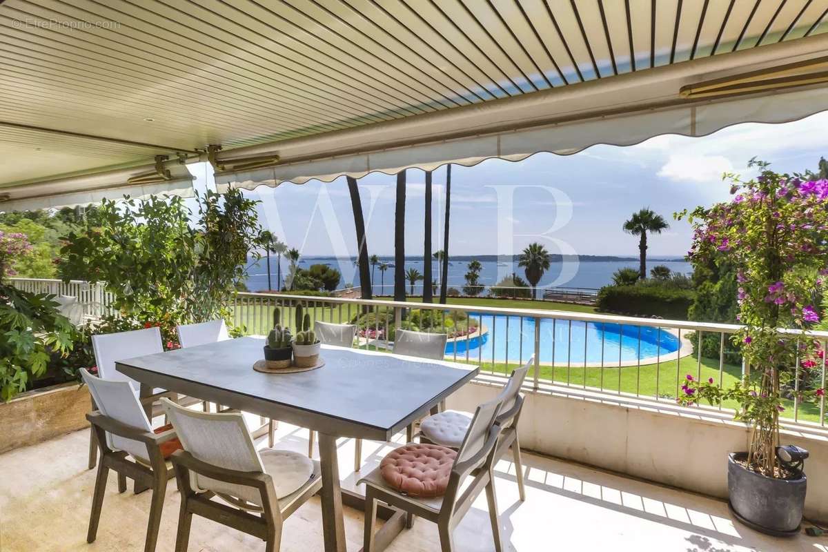 Appartement à CANNES